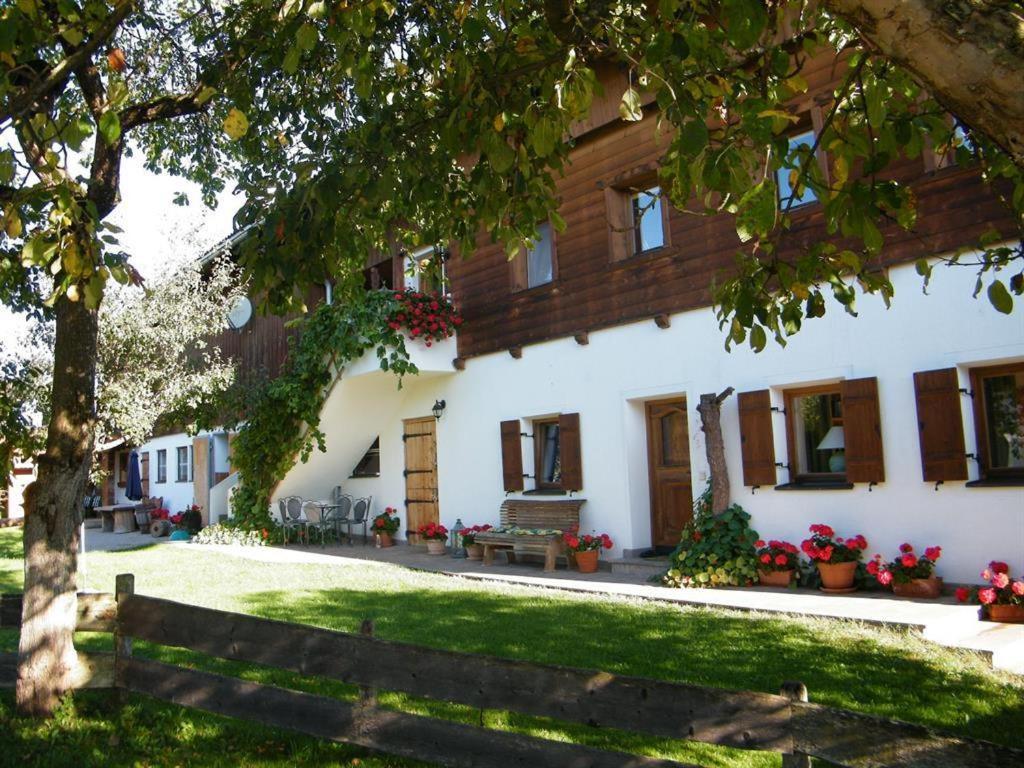 Biobauernhof Schuster Apartment Hopfgarten im Brixental Exterior photo